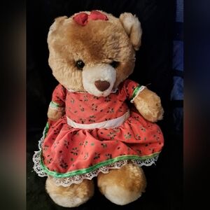 Beauriful Holly Bear
